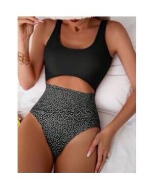SHEIN NWOT Black Scoop Cutout High-Waist Two-Piece Swim Set (never worn)